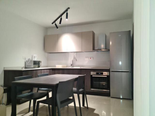 Sir William Strand Apartment Gzira Exterior photo